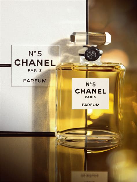 caracteristique de parfum chanel 5|chanel no 5 price.